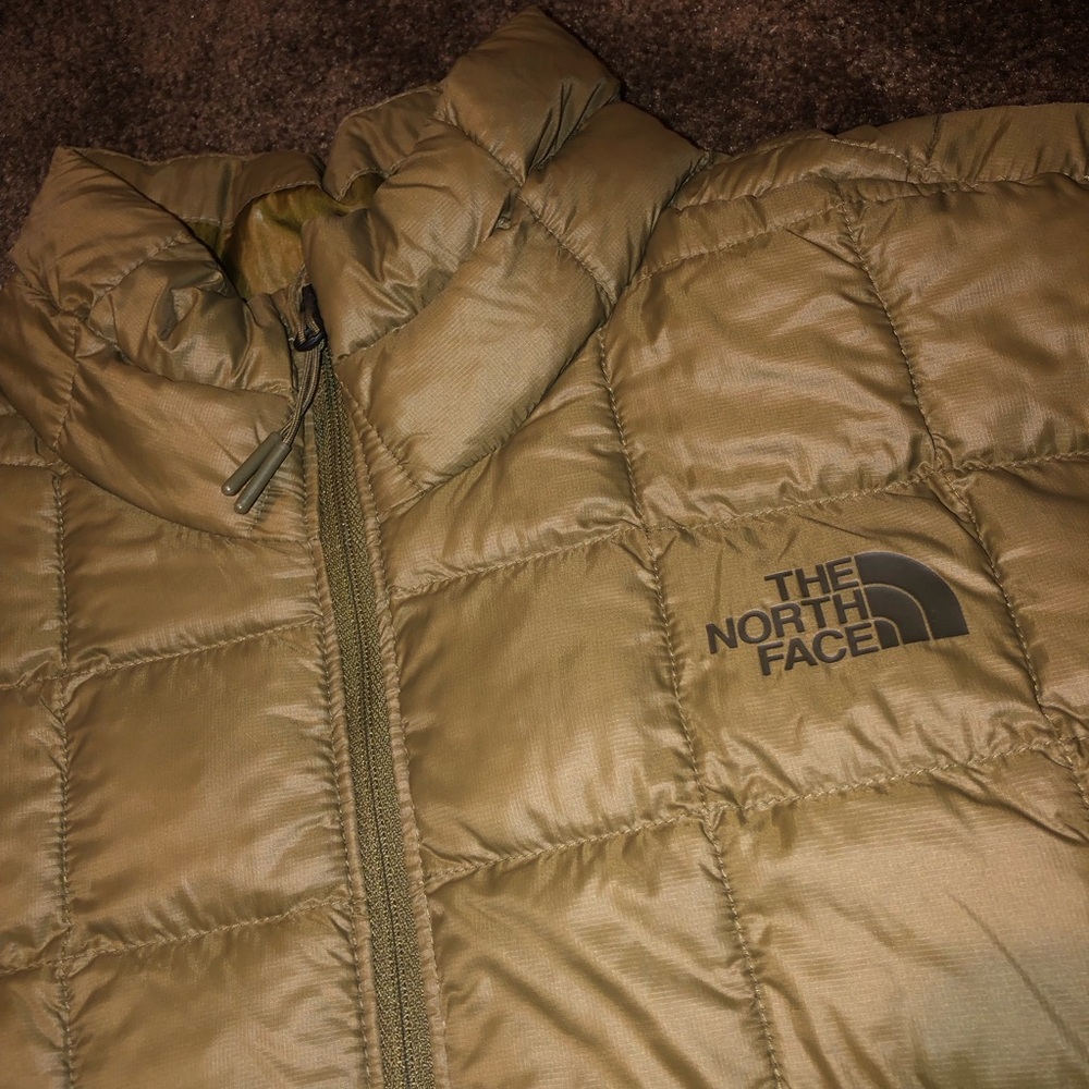 The North Face Mens Thermoball Eco Puffer Jacket Olive Green Small Full Zip Coat - Picture 2 of 6